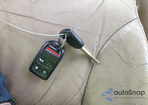 2005 Honda Odyssey Ex-L from USA, damaged, VIN 5FNRL38655B413968